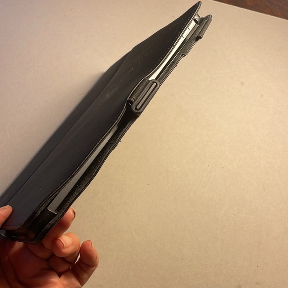 IPAD PRO Cover 11” 2nd generation - Picture 3 of 8